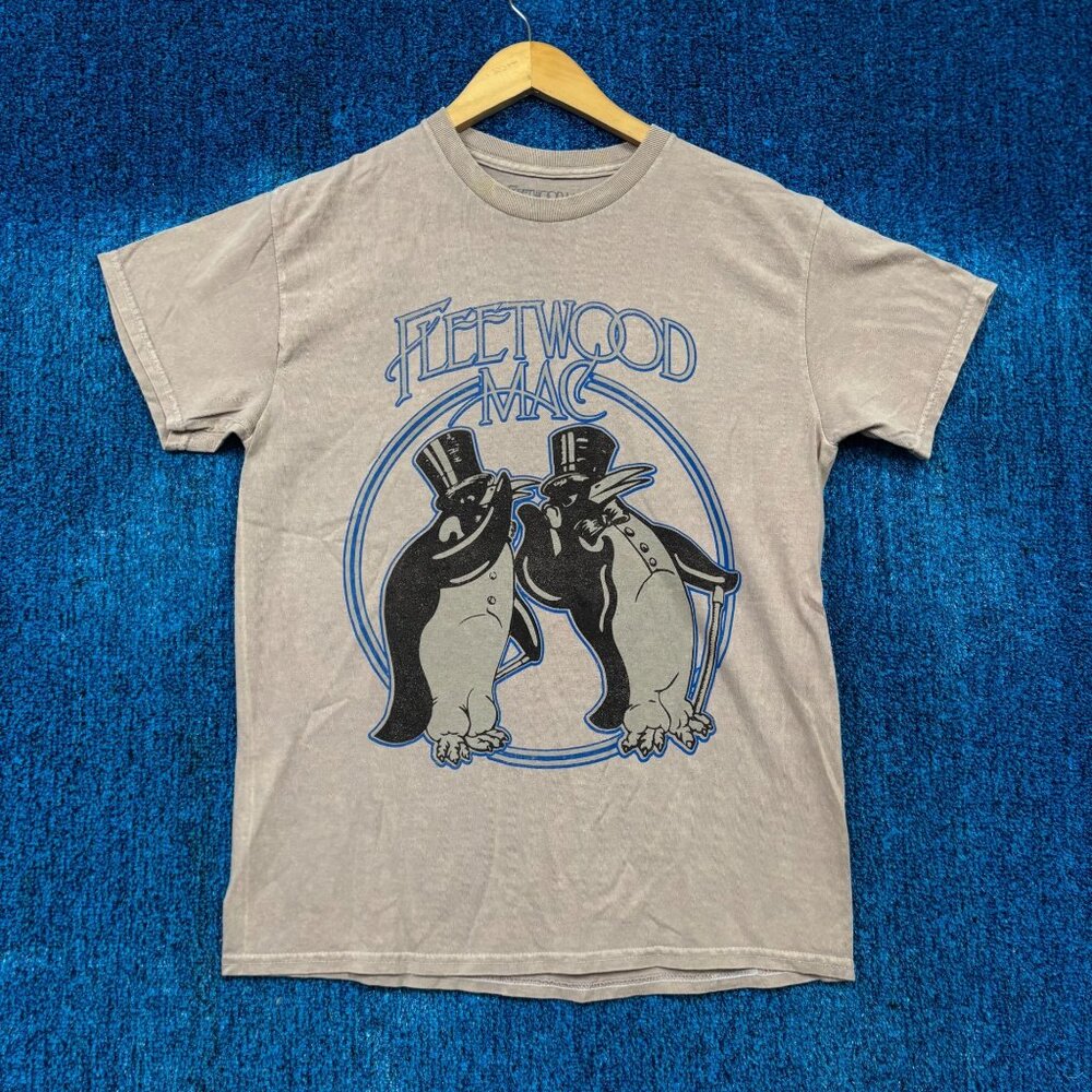 Fleetwood Mac Rumours Album Fancy Penguins Rock Band Tee M